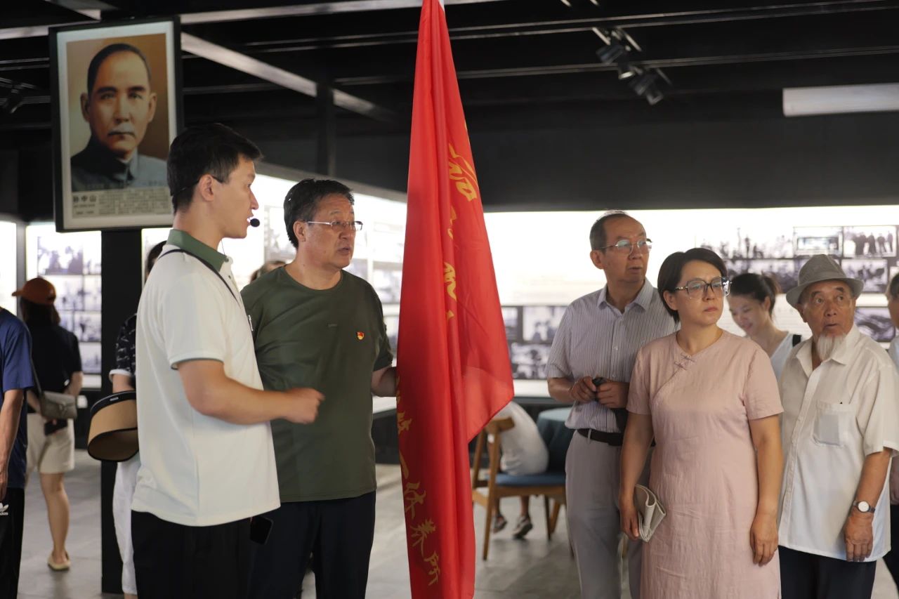 图片关键词