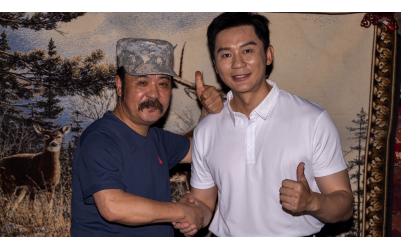 演员李晨